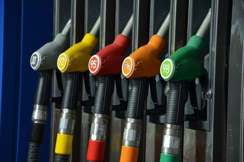 Казахстан опережает многие государства по ценам на бензин