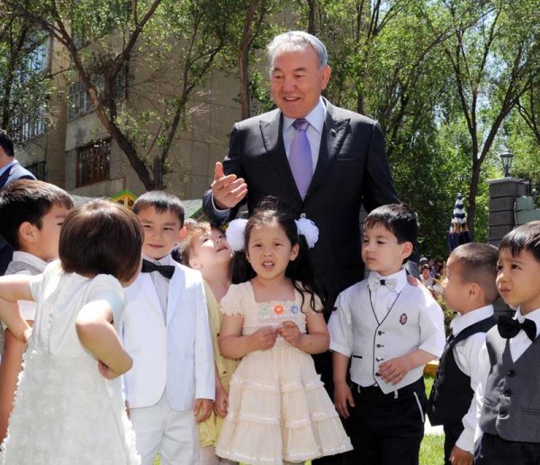 Назарбаев о реформе в системе образования